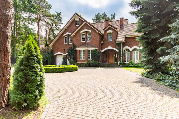 Best Driveway Paving Contractor  in Durand, WI